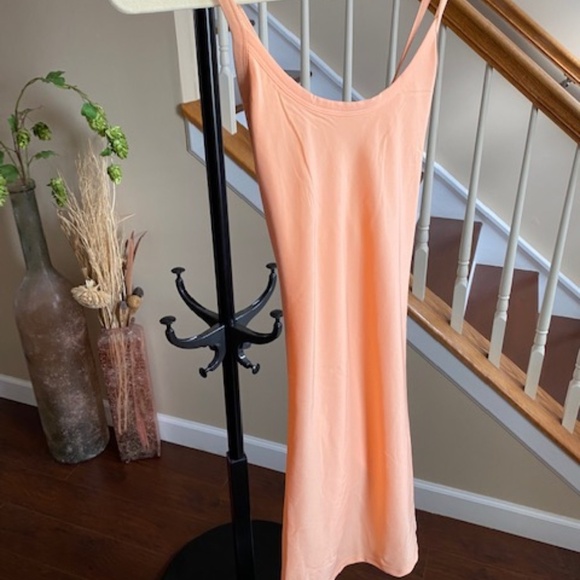 Etonic Crossover Straps Active Built in Body Suit Dress NWT Size S - Picture 3 of 11